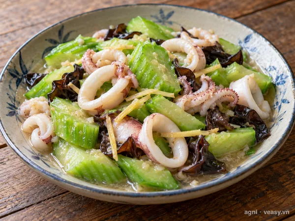 Mực xào mướp (ảnh minh hoạ do AI tạo)